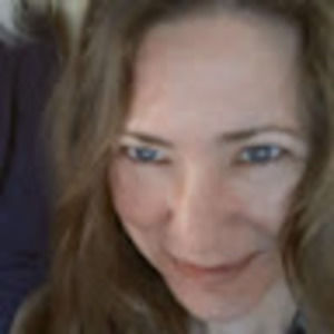 Meet your Posher, Mona